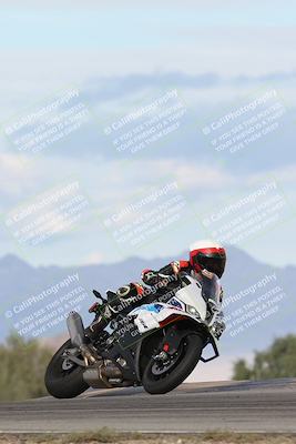 media/Nov-16-2025-Race Pace (Sun) [[8c5fa54630]]/Non Verified Riders (1st 20 Minutes)/7-Turn 9 Entry (210pm)/